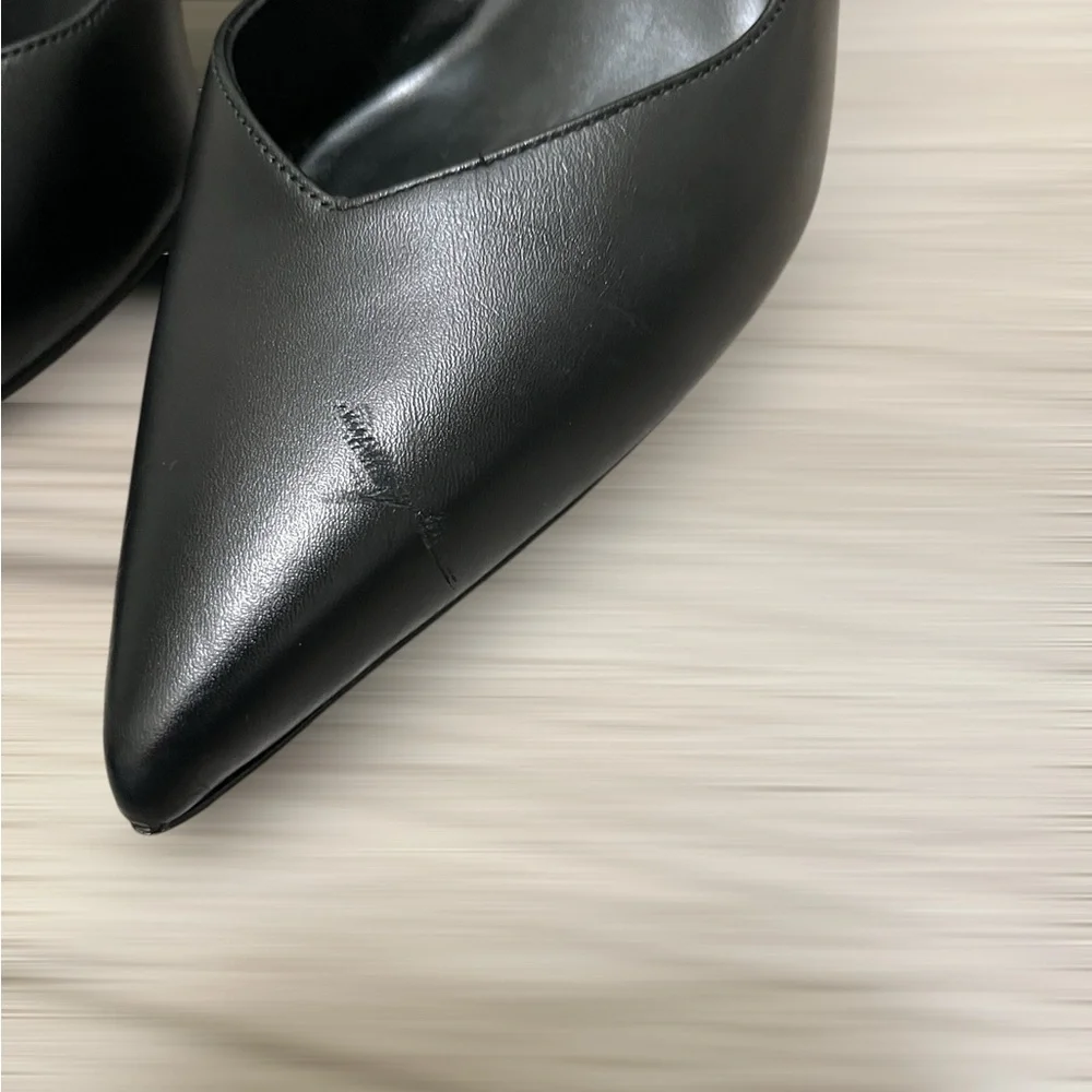 Versace Medusa Insignia Leather Pumps Heels Women's Size‎ 36 1/2
